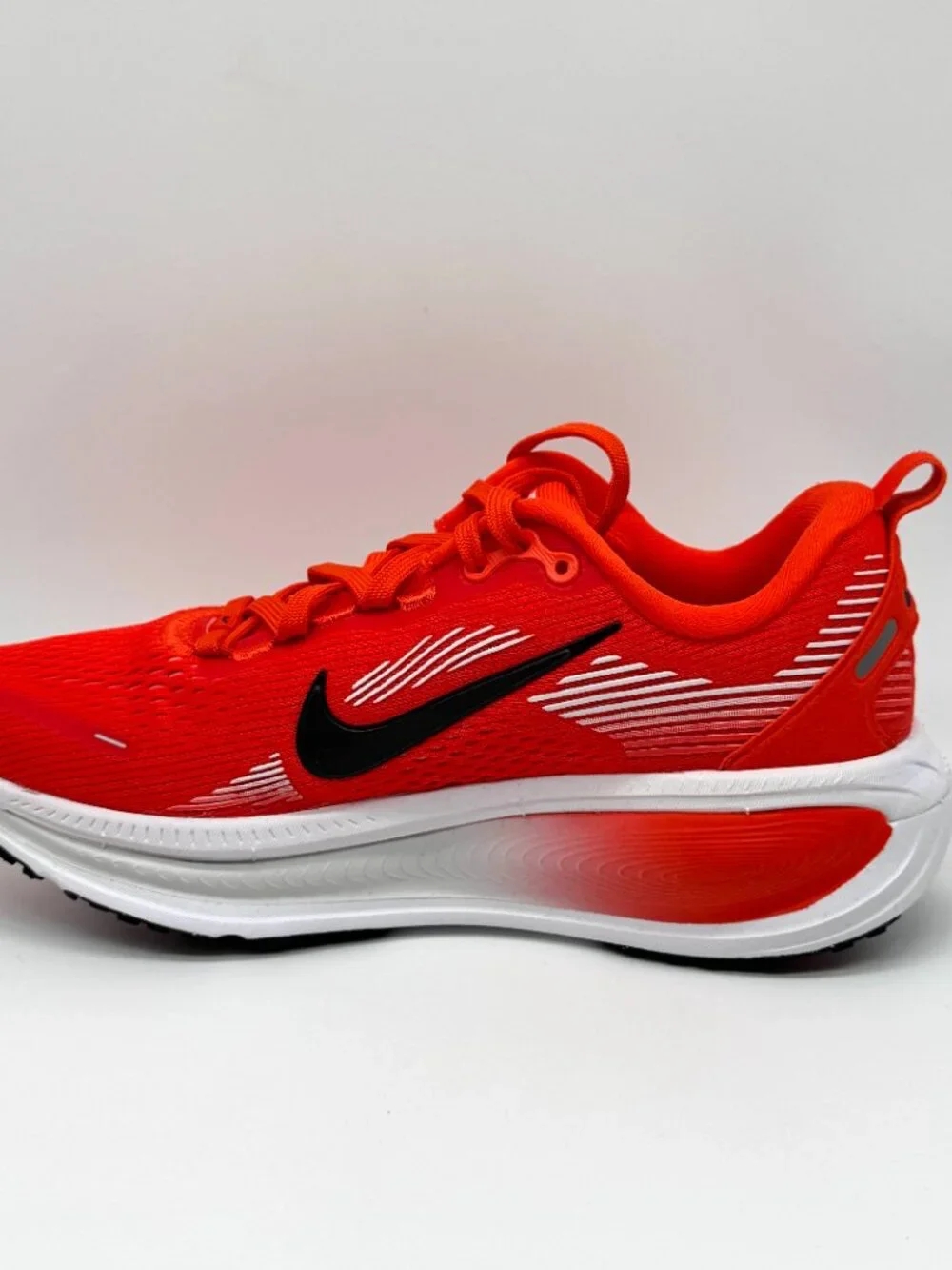 Nike Womens Vomero 18 TB Team Orange Shoes Sz 6 New IB4032-800 Activewear